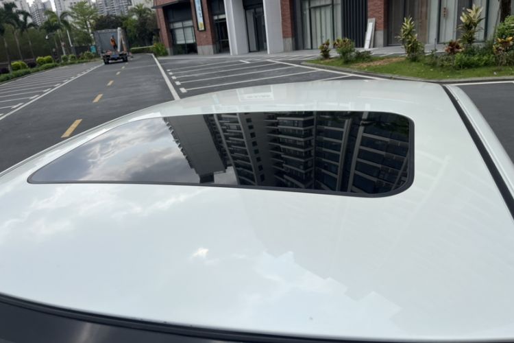 Used Nissan Sylphy 2014 1.6XV CVT Deluxe Edition Roof