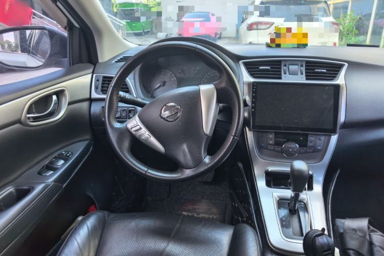 Used Nissan Sylphy 2014 1.6XV CVT Deluxe Edition Steering Wheel