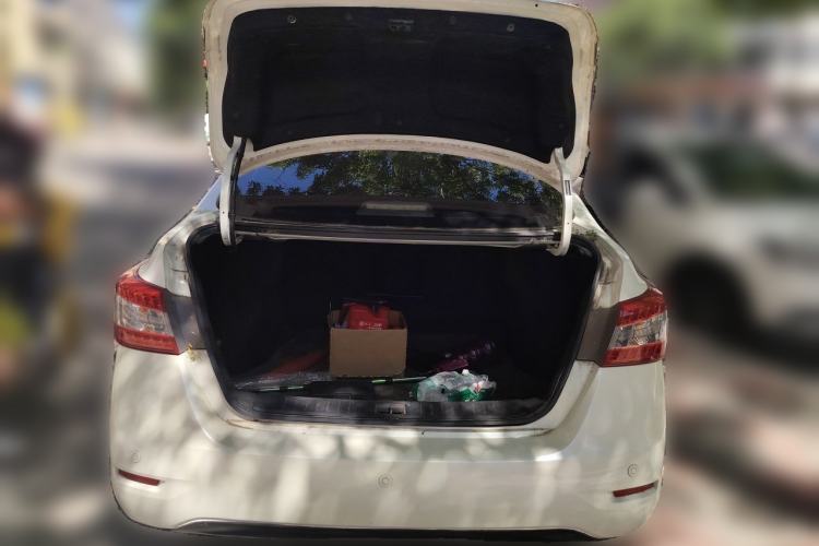 Used Nissan Sylphy 2014 1.6XV CVT Deluxe Edition Trunk