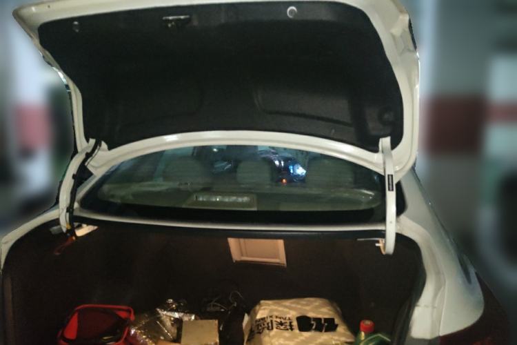Used Nissan Sylphy 2014 1.6XV CVT Deluxe Edition Trunk