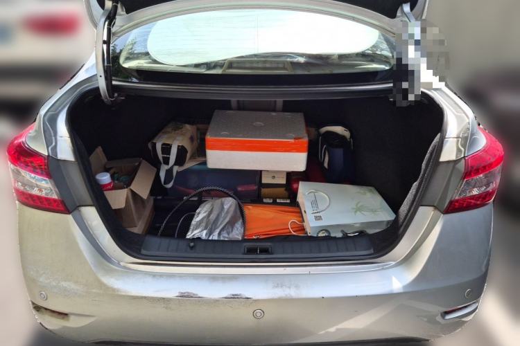 Used Nissan Sylphy 2014 1.6XV CVT Deluxe Edition Trunk