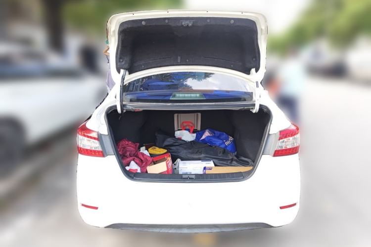 Used Nissan Sylphy 2014 1.6XV CVT Deluxe Edition Trunk