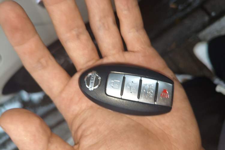 Used Nissan Sylphy 2014 1.6XV CVT Deluxe Edition Vehicle Key