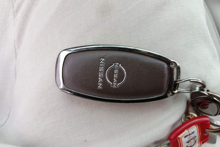 Used Nissan Sylphy 2014 1.6XV CVT Deluxe Edition Vehicle Key