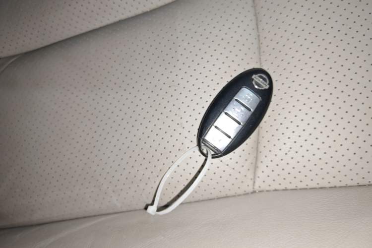 Used Nissan Sylphy 2014 1.6XV CVT Deluxe Edition Vehicle Key
