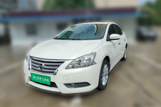 Ojetý Nissan Sylphy 2014 1.6XV CVT Deluxe Edition