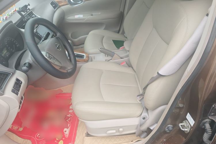 Used Nissan Sylphy 2014 1.6XV CVT Deluxe Edition Driver Seat