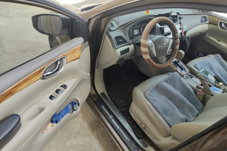 Used Nissan Sylphy 2014 1.6XV CVT Deluxe Edition Driver Seat