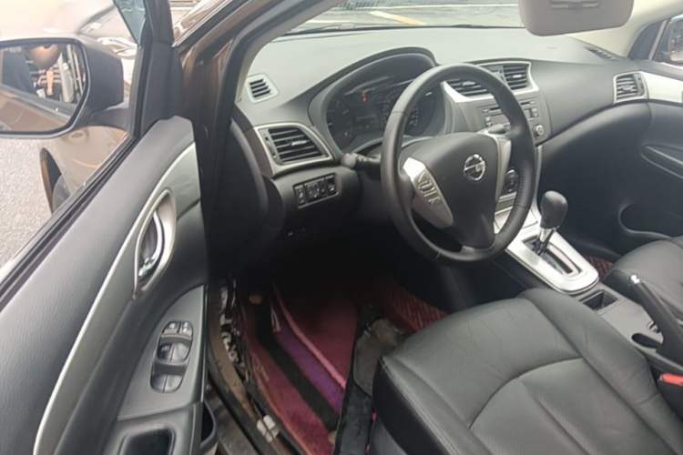 Used Nissan Sylphy 2014 1.6XV CVT Deluxe Edition Driver Seat