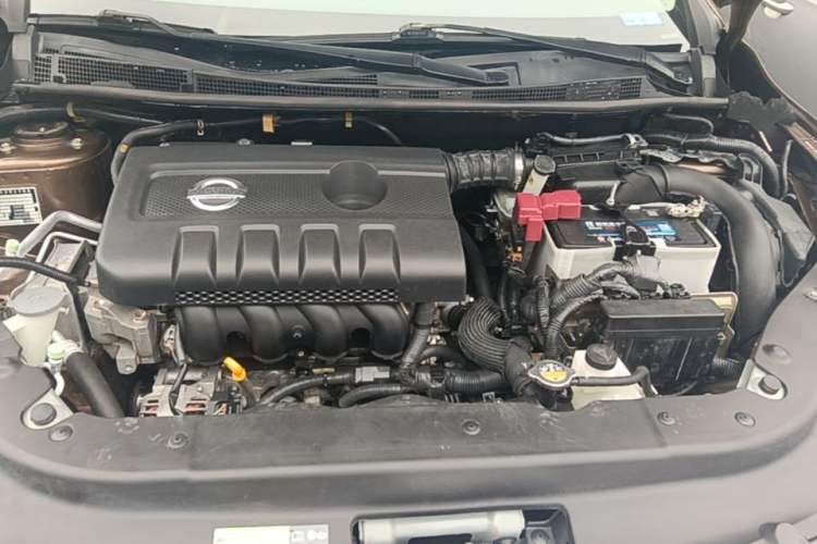 Used Nissan Sylphy 2014 1.6XV CVT Deluxe Edition Engine Bay