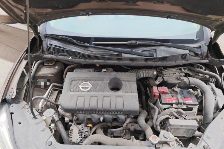 Used Nissan Sylphy 2014 1.6XV CVT Deluxe Edition Engine Bay