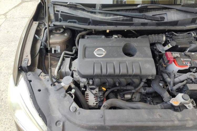 Used Nissan Sylphy 2014 1.6XV CVT Deluxe Edition Engine Bay Right