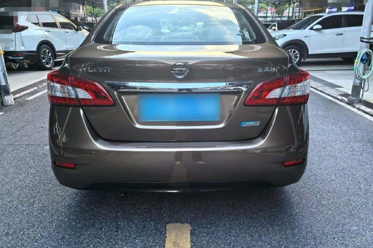 Used Nissan Sylphy 2014 1.6XV CVT Deluxe Edition Exterior 7