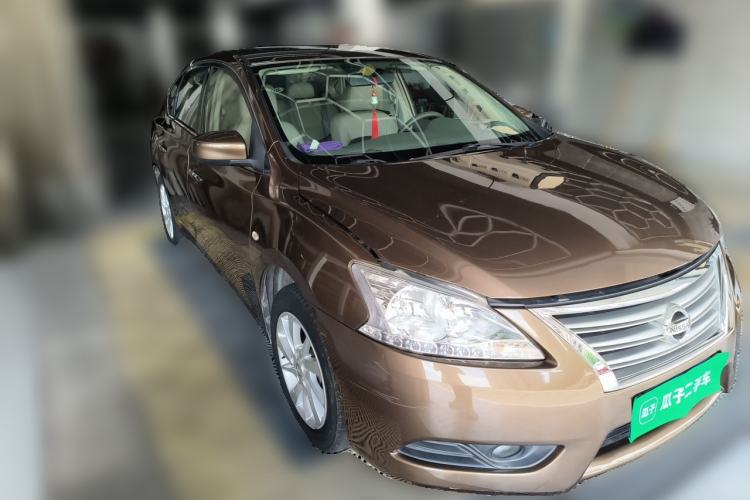 Used Nissan Sylphy 2014 1.6XV CVT Deluxe Edition Front Right 45 Deg