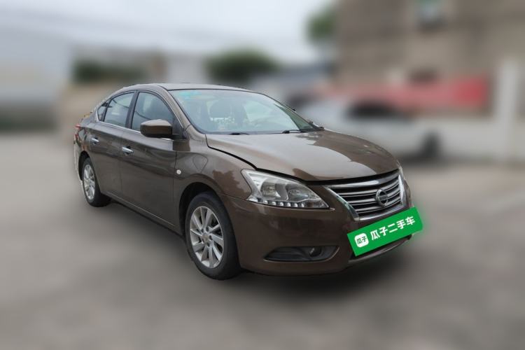 Used Nissan Sylphy 2014 1.6XV CVT Deluxe Edition Front Right 45 Deg