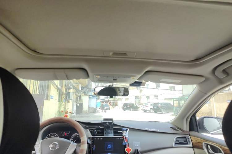 Used Nissan Sylphy 2014 1.6XV CVT Deluxe Edition Headliner