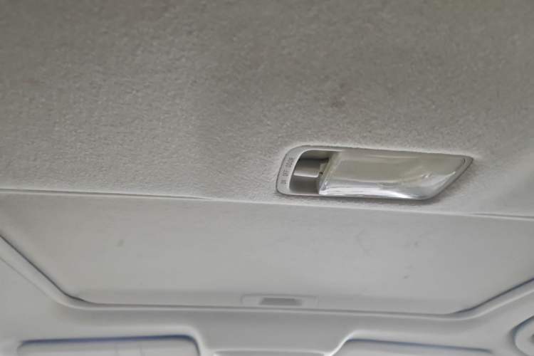 Used Nissan Sylphy 2014 1.6XV CVT Deluxe Edition Headliner
