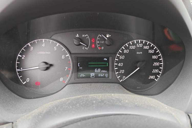 Used Nissan Sylphy 2014 1.6XV CVT Deluxe Edition Instrument Cluster