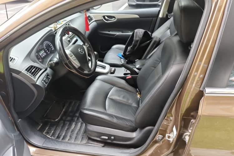 Used Nissan Sylphy 2014 1.6XV CVT Deluxe Edition Left Front Seat