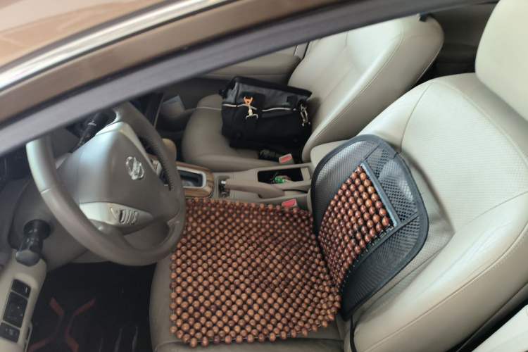 Used Nissan Sylphy 2014 1.6XV CVT Deluxe Edition Left Front Seat