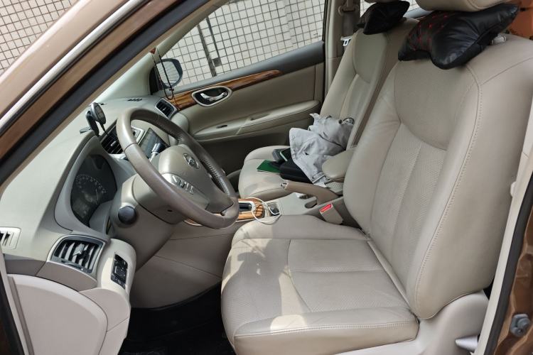 Used Nissan Sylphy 2014 1.6XV CVT Deluxe Edition Left Front Seat