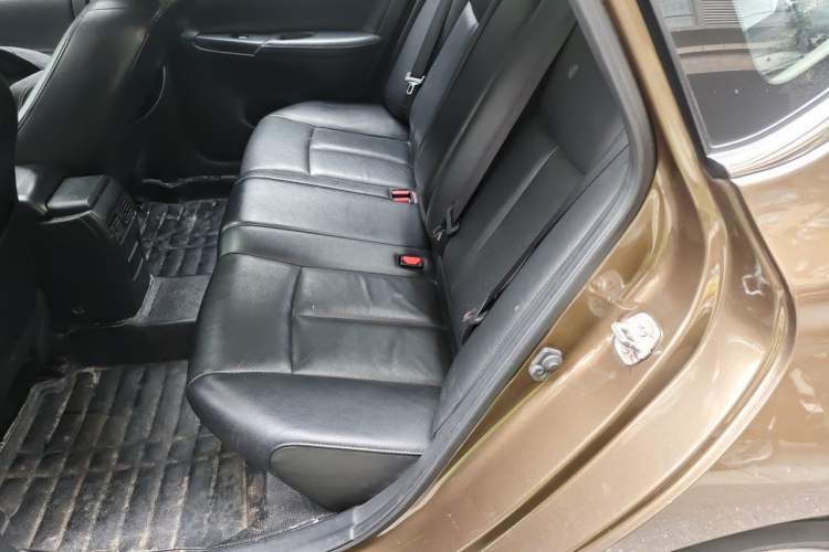 Used Nissan Sylphy 2014 1.6XV CVT Deluxe Edition Left Rear Seat