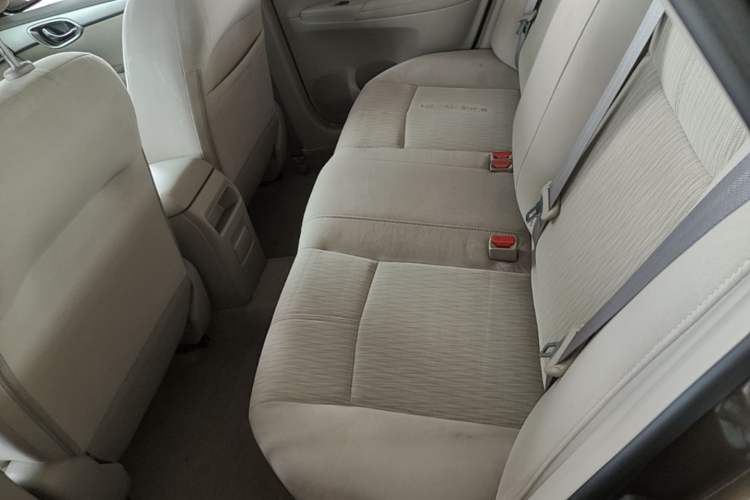 Used Nissan Sylphy 2014 1.6XV CVT Deluxe Edition Left Rear Seat