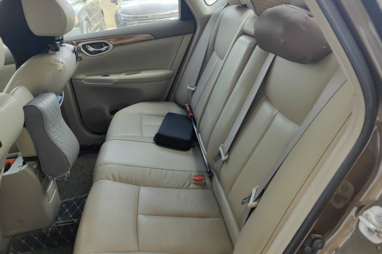 Used Nissan Sylphy 2014 1.6XV CVT Deluxe Edition Left Rear Seat