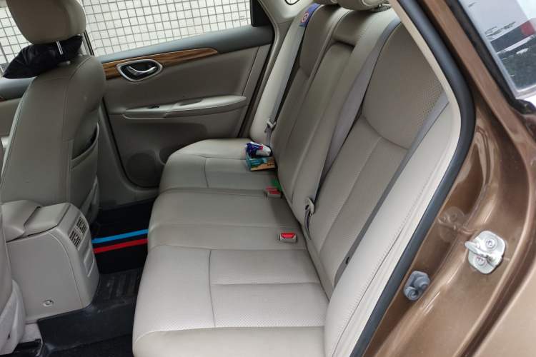 Used Nissan Sylphy 2014 1.6XV CVT Deluxe Edition Left Rear Seat