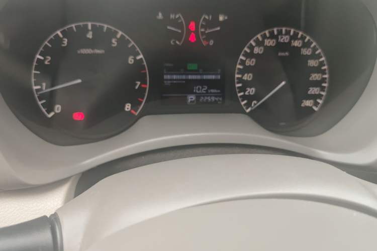 Used Nissan Sylphy 2014 1.6XV CVT Deluxe Edition Odometer Close Up