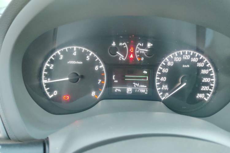 Used Nissan Sylphy 2014 1.6XV CVT Deluxe Edition Odometer Close Up