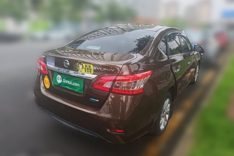 Used Nissan Sylphy 2014 1.6XV CVT Deluxe Edition Rear Right 45 Deg