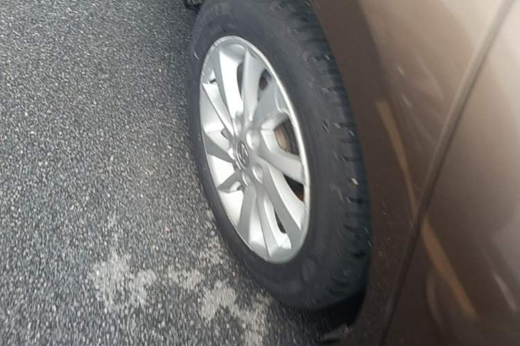 Used Nissan Sylphy 2014 1.6XV CVT Deluxe Edition Right Rear Wheel Hub