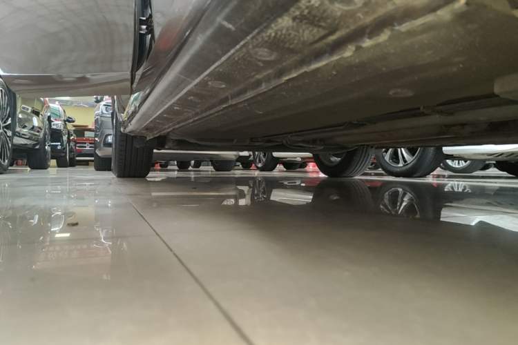 Used Nissan Sylphy 2014 1.6XV CVT Deluxe Edition Right Side Sill