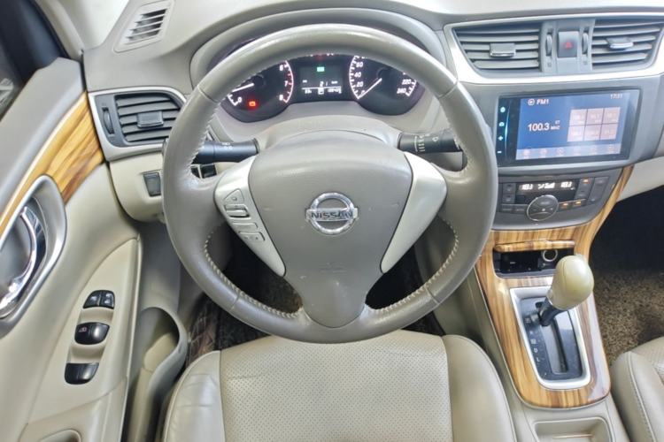 Used Nissan Sylphy 2014 1.6XV CVT Deluxe Edition Steering Wheel