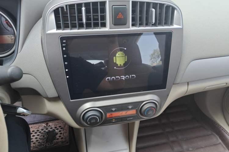 Used Nissan Sylphy 2016 Classic 1.6XE Manual Leading Edition Audio And AC Panel