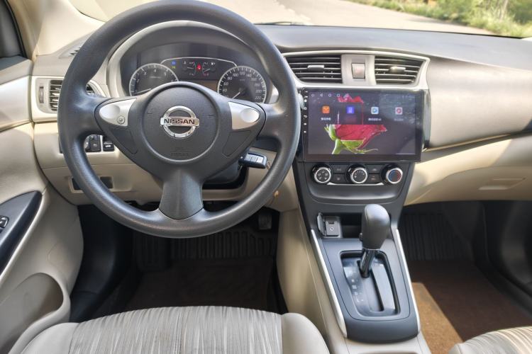 Used Nissan Sylphy 2016 1.6XE CVT Comfort Edition Audio And AC Panel