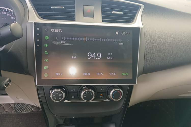 Used Nissan Sylphy 2016 1.6 XL CVT Luxury Edition Audio And AC Panel