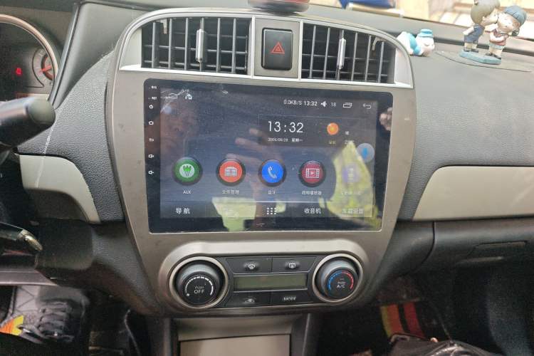 Used Nissan Sylphy 2016 Classic 1.6XE Automatic Leading Edition Audio And AC Panel