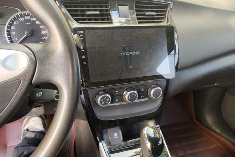 Used Nissan Sylphy 2016 1.6 XL CVT Luxury Edition Audio And AC Panel