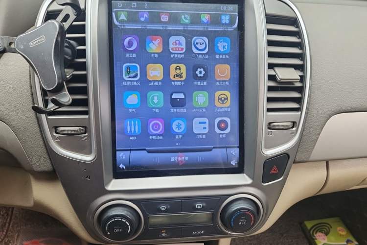 Used Nissan Sylphy 2016 Classic 1.6XE Manual Comfort Edition Audio And AC Panel