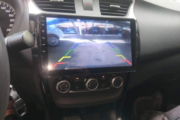 Used Nissan Sylphy 2016 1.6 XL CVT Luxury Edition Audio And AC Panel