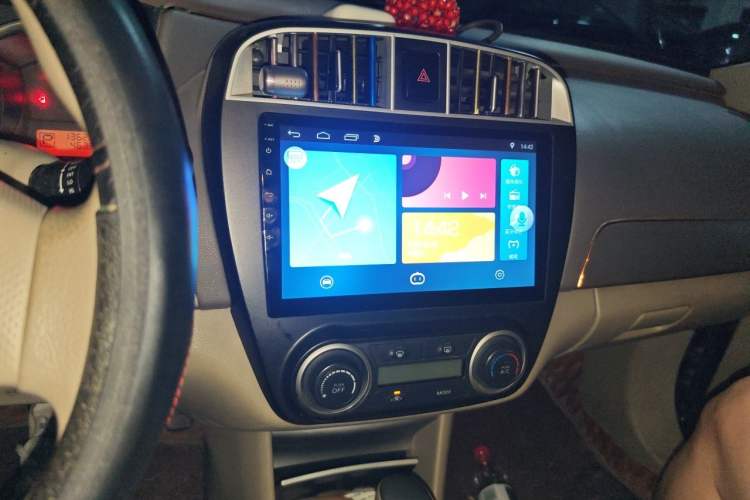 Used Nissan Sylphy 2016 Classic 1.6XE Automatic Comfort Edition Audio And AC Panel
