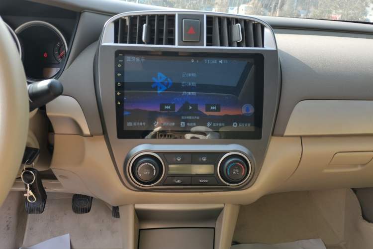 Used Nissan Sylphy 2016 Classic 1.6XE Manual Leading Edition Audio And AC Panel
