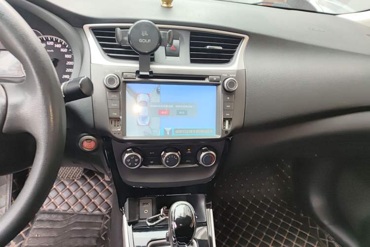 Used Nissan Sylphy 2016 1.6 XL CVT Deluxe Edition Audio And AC Panel