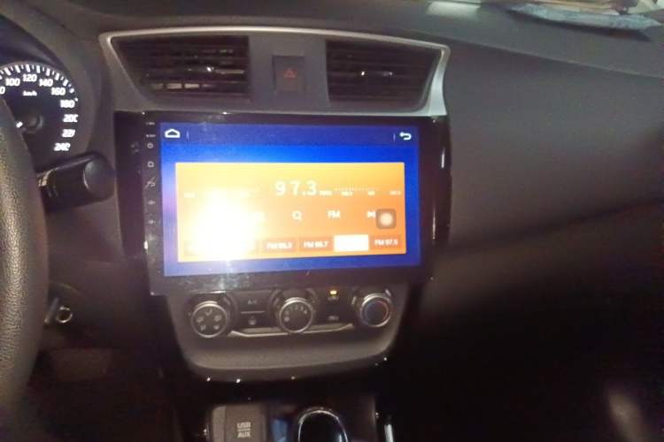 Used Nissan Sylphy 2016 1.6 XL CVT Luxury Edition Audio And AC Panel
