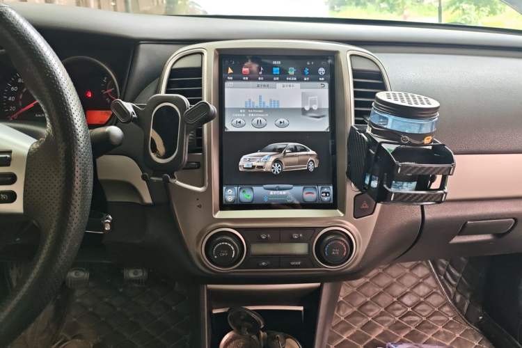 Used Nissan Sylphy 2016 Classic 1.6XE Manual Comfort Edition Audio And AC Panel