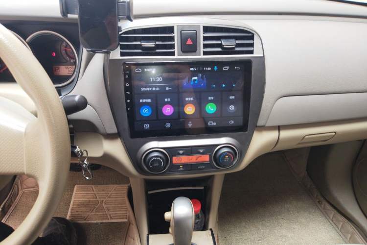 Used Nissan Sylphy 2016 Classic 1.6XE Automatic Leading Edition Audio And AC Panel