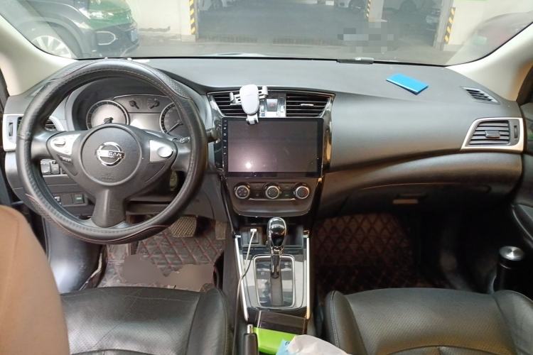 Used Nissan Sylphy 2016 1.6 XL CVT Deluxe Edition Center Console