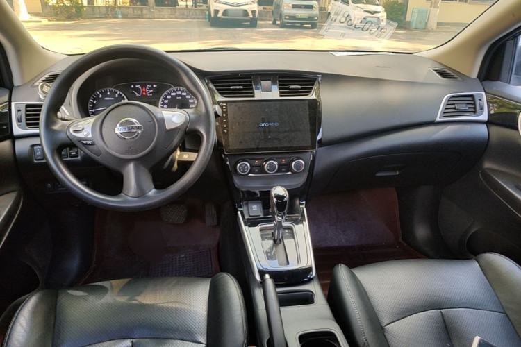Used Nissan Sylphy 2016 1.6 XL CVT Luxury Edition Center Console